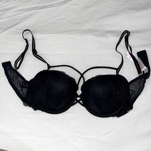 Pink by Victoria’s Secret 34C Date push up bra